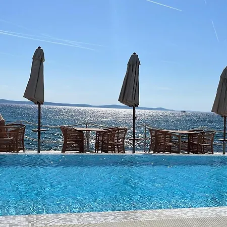 Apartment Sunny U Resortu, Petrcane, Za 4, Akcija!