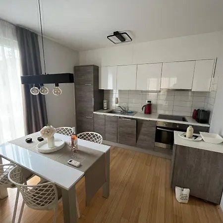 Apartment Sunny U Resortu, Petrcane, Za 4, Akcija! *