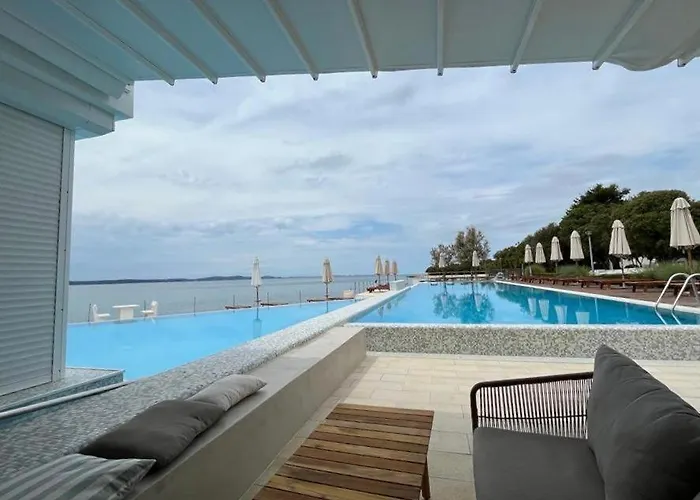 Apartament Sunny U Resortu, Petrcane, Za 4, Akcija! *
