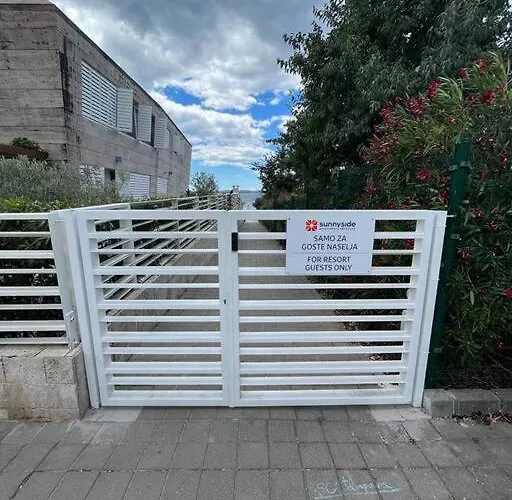 Sunny U Resortu, Petrcane, Za 4, Akcija! Апартаменты Петрчане