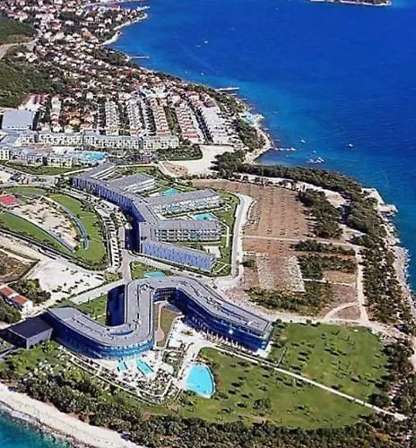 Sunny U Resortu, Petrcane, Za 4, Akcija!
