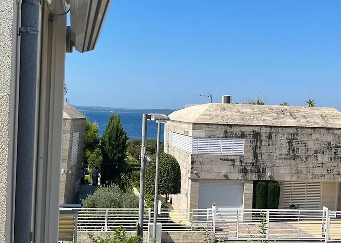 아파트 Sunny U Resortu, Petrcane, Za 4, Akcija!